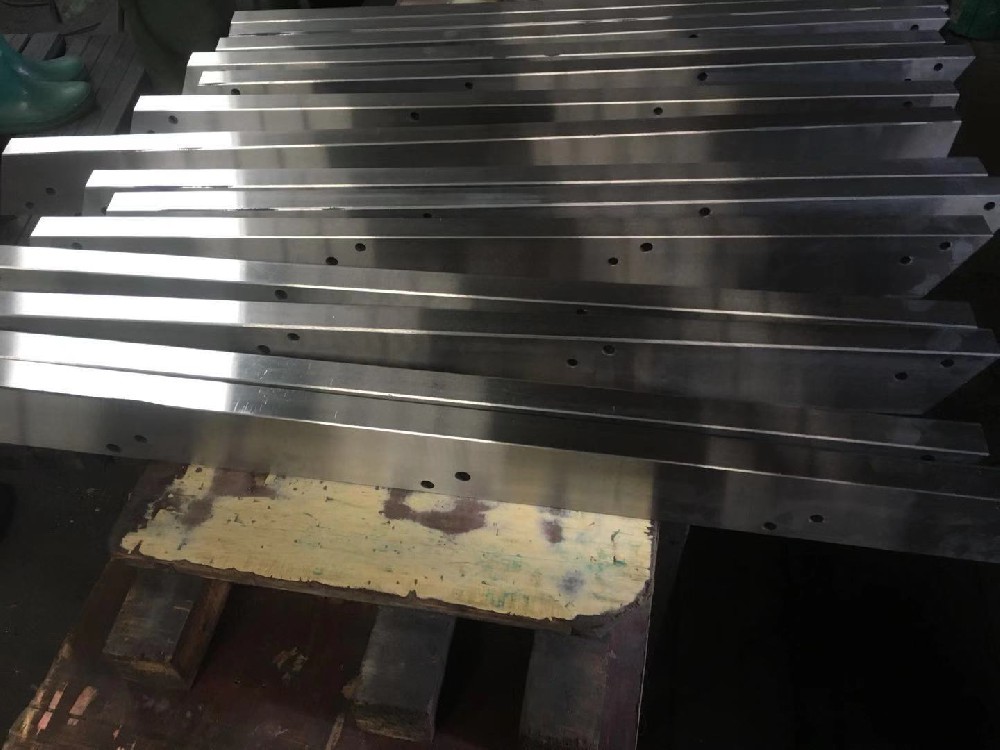 機(jī)床導(dǎo)鑲鋼軌